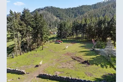 13291 Hwy 238, Jacksonville, OR 97530 - Photo 72