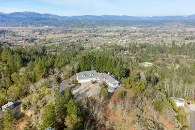 3601 Campus View Drive, Grants Pass, OR 97527 - Photo 76