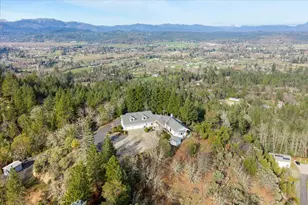 3601 Campus View Dr, Grants Pass, OR 97527 - Photo 76