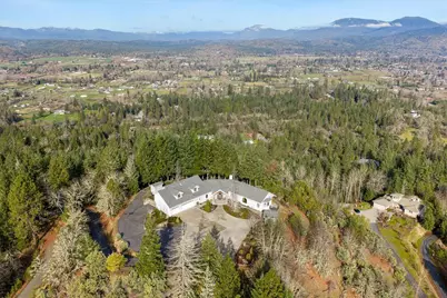 3601 Campus View Drive, Grants Pass, OR 97527 - Photo 80