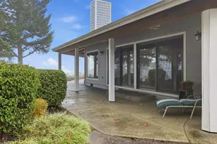 3601 Campus View Dr, Grants Pass, OR 97527 - Photo 60