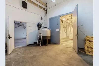 [Address not provided], Creswell, OR 97426 - Photo 6