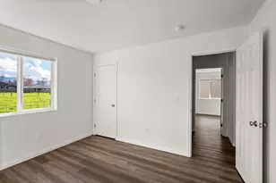 634 Colinwood Ct, Medford, OR 97501 - Photo 14