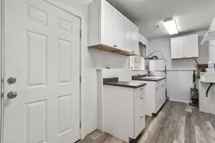 1305 Butte Falls Hwy, Eagle Point, OR 97524 - Photo 16