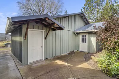 1305 Butte Falls Highway, Eagle Point, OR 97524 - Photo 22