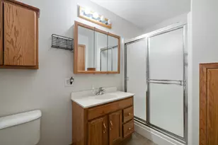 2378 Linda Vista Dr, Klamath Falls, OR 97601 - Photo 54