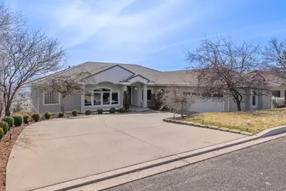 2378 Linda Vista Drive, Klamath Falls, OR 97601 - Photo 1