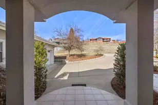 2378 Linda Vista Dr, Klamath Falls, OR 97601 - Photo 6