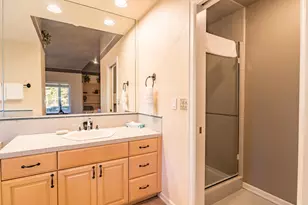 57029 Peppermill Cir, Sunriver, OR 97707 - Photo 12