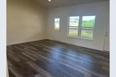 5449 Shalynn Drive, Klamath Falls, OR 97603 - Photo 4