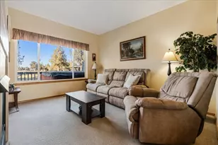 1140 Golden Pheasant Dr, Redmond, OR 97756 - Photo 10