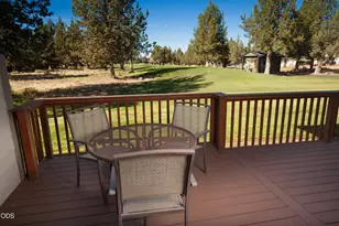 1140 Golden Pheasant Dr, Redmond, OR 97756 - Photo 10