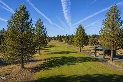 1140 Golden Pheasant Drive, Redmond, OR 97756 - Photo 2