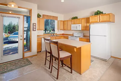 1140 Golden Pheasant Drive, Redmond, OR 97756 - Photo 1