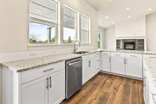 1014 Highland View Loop, Redmond, OR 97756 - Photo 10