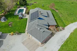 7059 Old Stage Rd, Central Point, OR 97502 - Photo 12