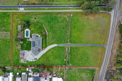 7059 Old Stage Road, Central Point, OR 97502 - Photo 16