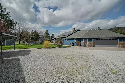 7059 Old Stage Road, Central Point, OR 97502 - Photo 50