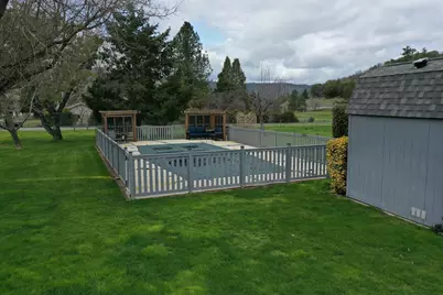 7059 Old Stage Road, Central Point, OR 97502 - Photo 20