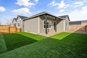 465 Arnos St, Talent, OR 97540 - Photo 32