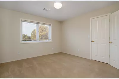 187 Prairie Landing Drive, Eagle Point, OR 97524 - Photo 10