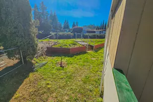 1942 Parkdale Dr Dr, Grants Pass, OR 97527 - Photo 42