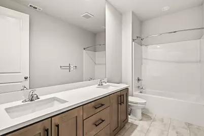 669 Old Waverly Way #20, Eagle Point, OR 97524 - Photo 18