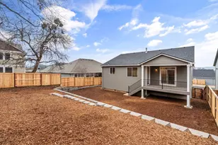669 Old Waverly Way, Eagle Point, OR 97524 - Photo 30
