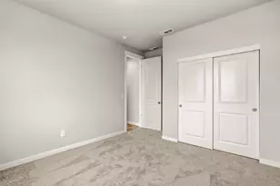 669 Old Waverly Way, Eagle Point, OR 97524 - Photo 18