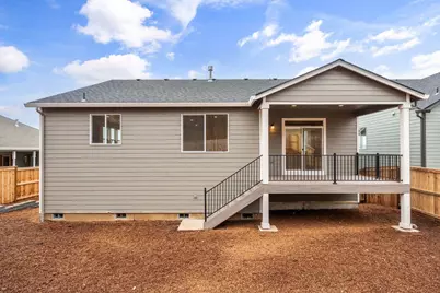 669 Old Waverly Way #20, Eagle Point, OR 97524 - Photo 32