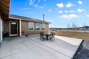 15500 SE Erie Rd, Prineville, OR 97754 - Photo 6