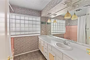 1502 NW Lawnridge Ave, Grants Pass, OR 97526 - Photo 22