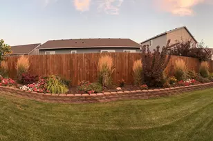 681 NE Begonia St, Madras, OR 97741 - Photo 32