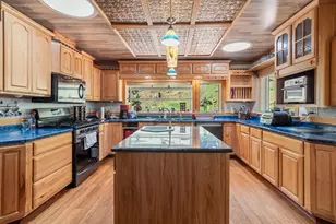 520 Brimstone Rd, Wolf Creek, OR 97497 - Photo 6