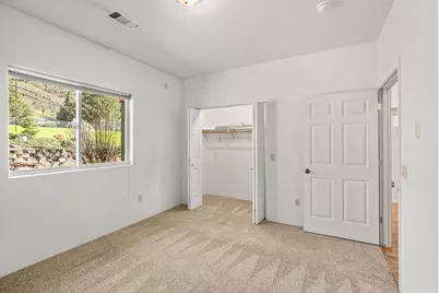 860 Fifth Avenue, Gold Hill, OR 97525 - Photo 28