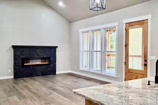 3340 Redwood Hwy, Grants Pass, OR 97527 - Photo 30