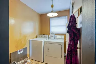 425 W 1st St, Merrill, OR 97633 - Photo 36