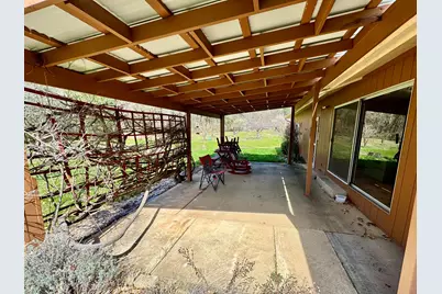 350 Mona Way, Cave Junction, OR 97523 - Photo 12