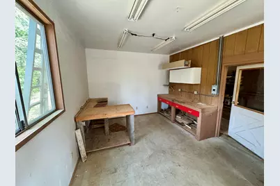 350 Mona Way, Cave Junction, OR 97523 - Photo 18