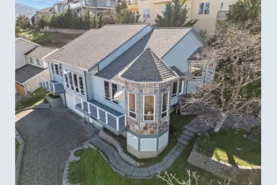 454 Elm Street, Phoenix, OR 97535 - Photo 1