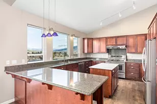 454 Elm St, Phoenix, OR 97535 - Photo 16