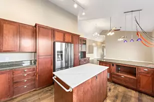 454 Elm St, Phoenix, OR 97535 - Photo 18