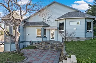 454 Elm St, Phoenix, OR 97535 - Photo 4