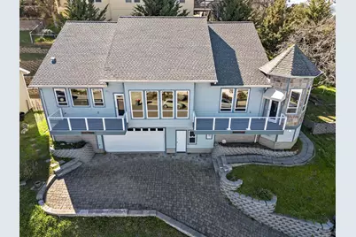 454 Elm Street, Phoenix, OR 97535 - Photo 2