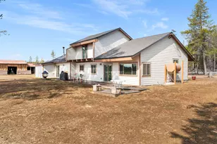 1052 S Airport Dr, Crescent, OR 97733 - Photo 24