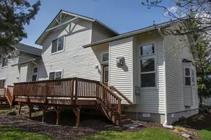 438 NW 19th St, Redmond, OR 97756 - Photo 26