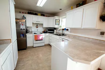 11238 NW King Avenue, Prineville, OR 97754 - Photo 10