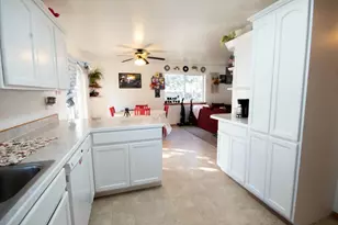 11238 NW King Ave, Prineville, OR 97754 - Photo 12