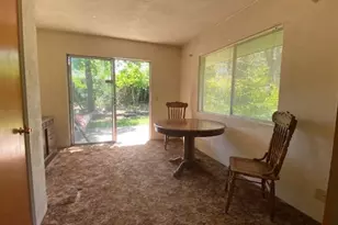 333 W Park St, Grants Pass, OR 97527 - Photo 8