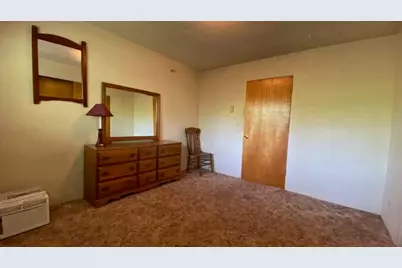 333 W Park Street, Grants Pass, OR 97527 - Photo 30